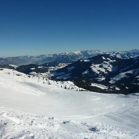 穆桑格尔公寓 公寓 *